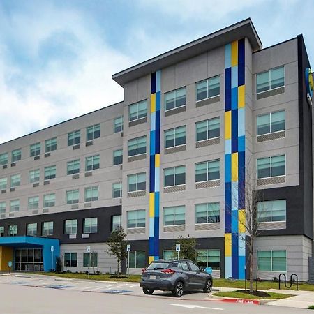 Tru By Hilton Austin Airport, Tx Hotel Exterior photo